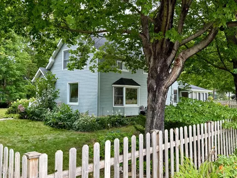 Exterior - 717 Winona St, Northfield, MN 55057 photo 11 of 19