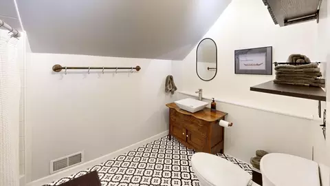 Bath - 717 Winona St, Northfield, MN 55057 photo 2 of 2
