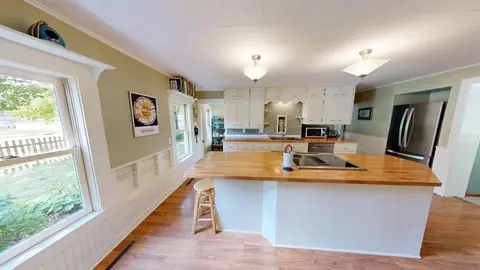 Kitchen - 717 Winona St, Northfield, MN 55057 photo 7 of 8