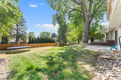 7181 Steepleview Rd, Woodbury, MN 55125