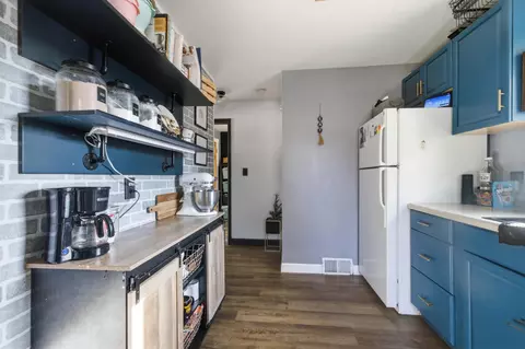 Kitchen - 1023 8th Ave NE, Brainerd, MN 56401 photo 4 of 4
