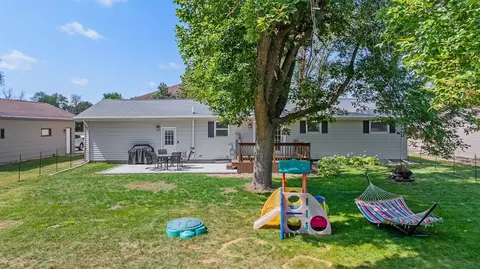 Exterior - 807 Hackberry Dr, Marshall, MN 56258 photo 11 of 11