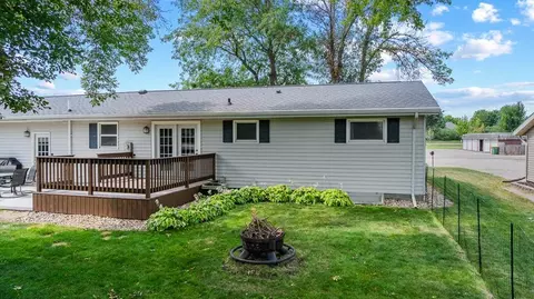 Exterior - 807 Hackberry Dr, Marshall, MN 56258 photo 10 of 11