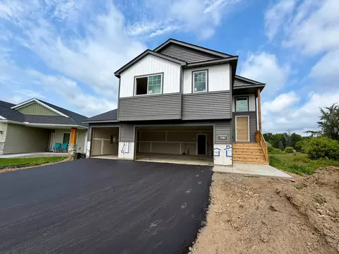 25882 Emerson Ct, Wyoming, MN 55092
