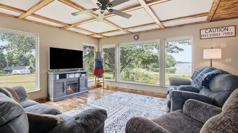 Living - 2740 7th Ave, Chetek, WI 54728 photo 2 of 5