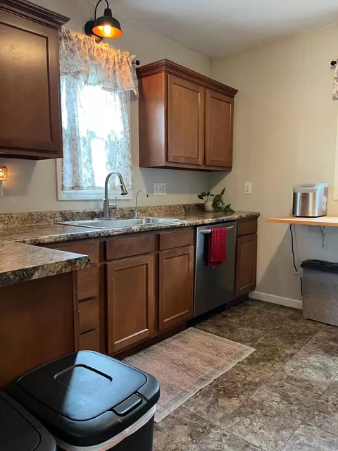 Kitchen - 914 13th St, Windom, MN 56101 photo 3 of 3