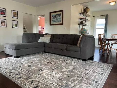 Living - 914 13th St, Windom, MN 56101 photo 1 of 3