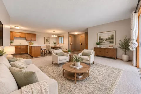 417 Whispering River Ln, Farmington, MN 55024