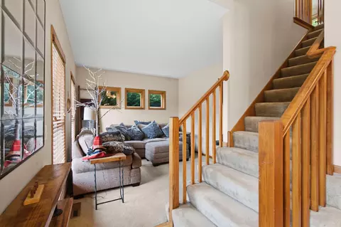 Entry Way - 3760 Turtle Rd, Minnetrista, MN 55375 photo 3 of 8