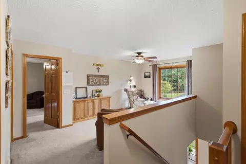 Entry Way - 3760 Turtle Rd, Minnetrista, MN 55375 photo 4 of 8