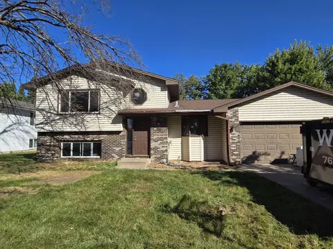 7572 Louisiana Ave N, Brooklyn Park, MN 55428