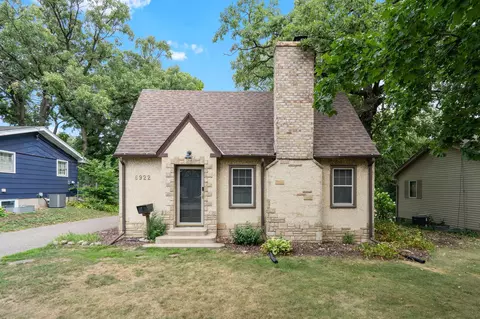 6922 Corvallis Ave N, Crystal, MN 55428