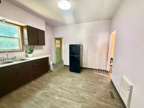 400 High Ave, Willmar, MN 56201 photo 2