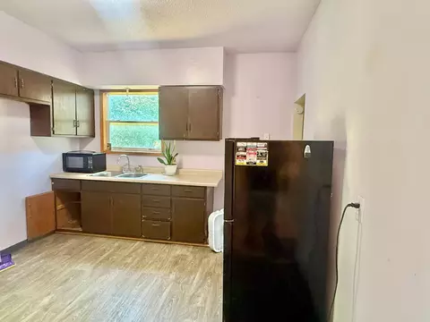 400 High Ave, Willmar, MN 56201 photo 3
