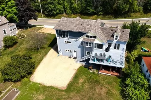 209 3rd St, Hudson, WI 54016