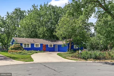 4738 Decatur Pl N, New Hope, MN 55428
