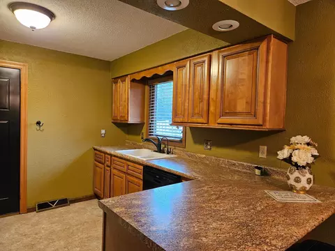 Kitchen - 904 Willmar Ave SE, Willmar, MN 56201 photo 3 of 3