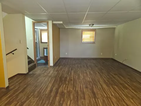 Living - 904 Willmar Ave SE, Willmar, MN 56201 photo 2 of 3