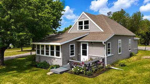 305 W Holdt St, Battle Lake, MN 56515