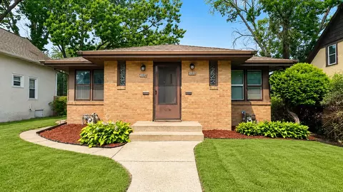 4037 Fremont Ave N, Minneapolis, MN 55412