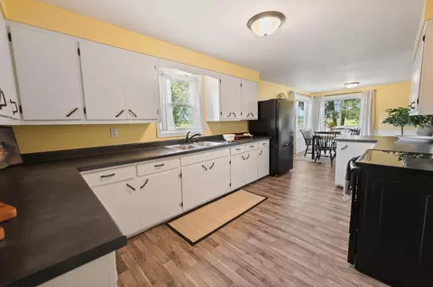 Kitchen - 3655 95th Ave SE, Saint Cloud, MN 56304 photo 3 of 3