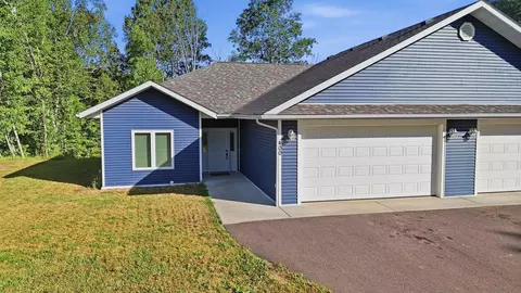 400 Jon Brown Dr, Moose Lake, MN 55767