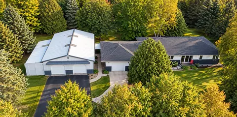 1329 Isleview Rd, Grand Rapids, MN 55744