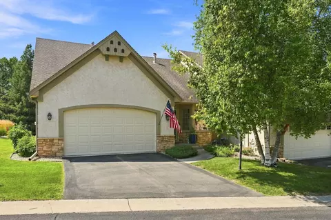 8442 Burlwood Dr, Chanhassen, MN 55317