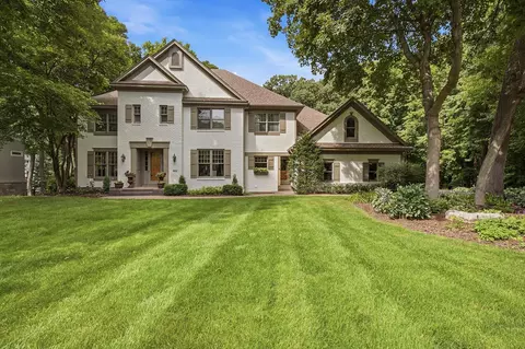 8662 Great Waters Alcove, Eden Prairie, MN 55347