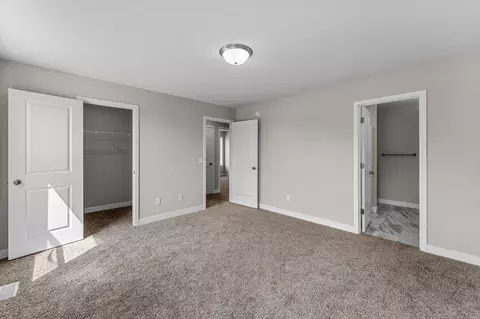 Bedroom - 2145 Violet Ln, Faribault, MN 55021 photo 10 of 18