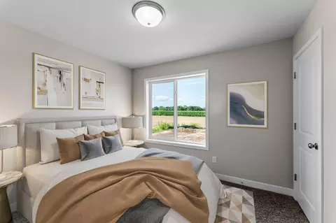 Bedroom - 2145 Violet Ln, Faribault, MN 55021 photo 5 of 18