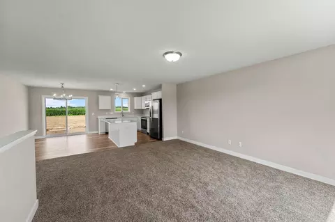 Living - 2145 Violet Ln, Faribault, MN 55021 photo 5 of 5