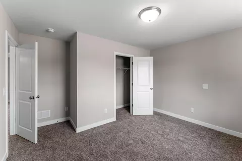 Bedroom - 2145 Violet Ln, Faribault, MN 55021 photo 13 of 18