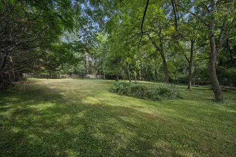Exterior - 26750 Smithtown Rd, Excelsior, MN 55331 photo 19 of 22