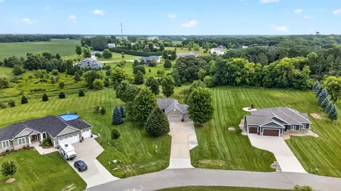 View/Area - 1442 30th St NW, Austin, MN 55912 photo 9 of 13