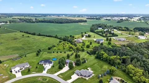 View/Area - 1442 30th St NW, Austin, MN 55912 photo 1 of 13
