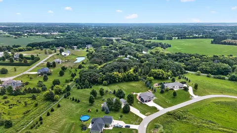 View/Area - 1442 30th St NW, Austin, MN 55912 photo 3 of 13