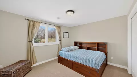 Bedroom - 1442 30th St NW, Austin, MN 55912 photo 5 of 7