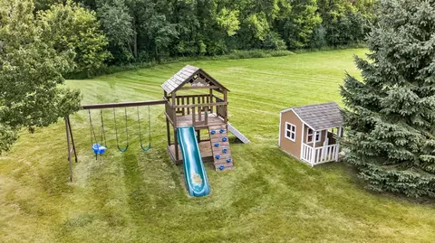 Exterior - 1442 30th St NW, Austin, MN 55912 photo 16 of 16