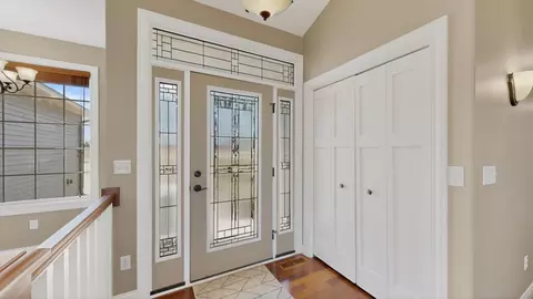Entry Way - 1442 30th St NW, Austin, MN 55912 photo 1 of 4