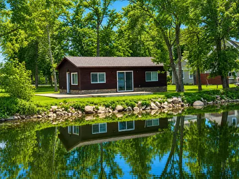 42911 County Highway 53, New York Mills, MN 56567