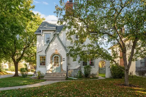 2751 Arthur St NE, Minneapolis, MN 55418