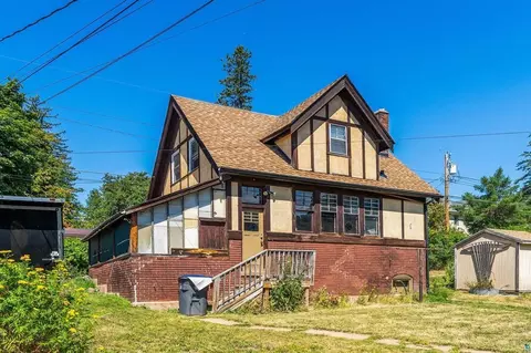 Exterior - 1801 E 2nd St, Duluth, MN 55812 photo 5 of 11