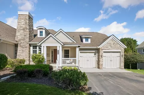 1354 Riverside Ln, Mendota Heights, MN 55118