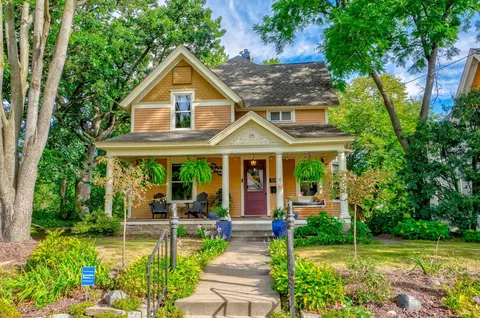 510 Olive St W, Stillwater, MN 55082
