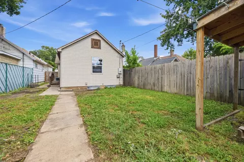 Exterior - 619 E 3rd St, Winona, MN 55987 photo 3 of 5