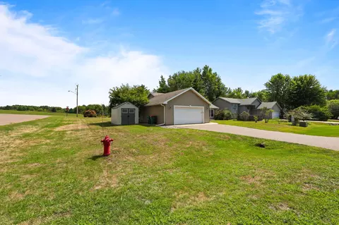 Exterior - 141 Boulder Pl, Randall, MN 56475 photo 5 of 11