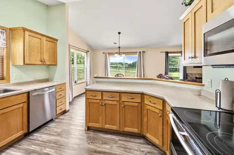 Kitchen - 141 Boulder Pl, Randall, MN 56475 photo 4 of 5