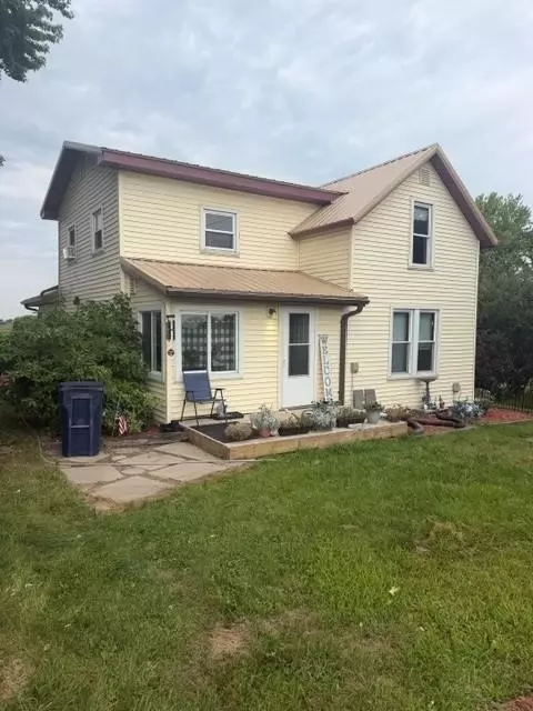 n3487 County Road Cc, Maiden Rock, WI 54750