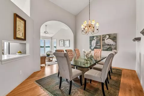 Dining - 4212 W Arm Dr, Spring Park, MN 55384 photo 2 of 6